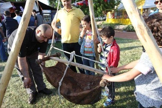 Türkiye’nin Yöresel Kültürleri Gaziantep’te Buluştu