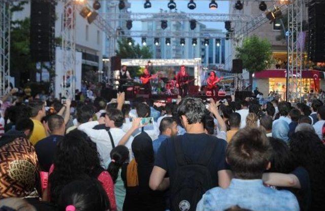 Gaziantep’Te Ayna Grubu Konseri