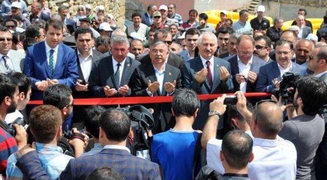 Bakan Yılmaz: Çözüm Süreci Insanların En Doğal Hakkını Iade Etmektir(2)