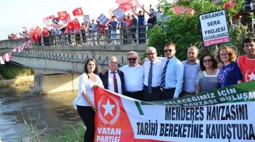 Vatan Partisi'nden Menderes'te Kirlilik Eylemi
