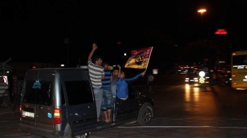 Gaziantep’te Taraftarlar Galibiyeti Kutladı