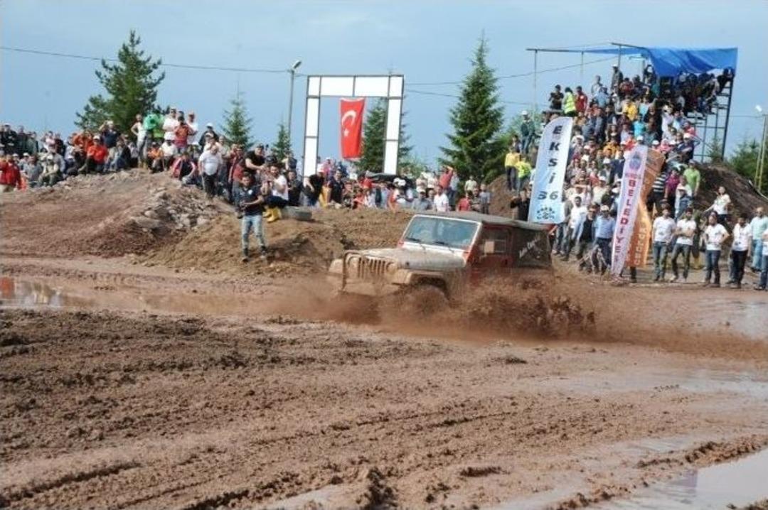 Murgul 1. Off-road Yarışları Nefes Kesti