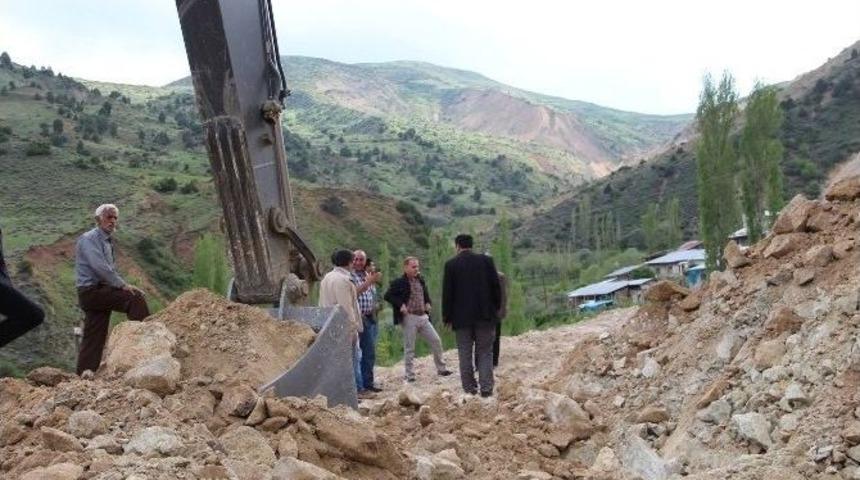 İğdeli K&ouml;y&uuml; Yolu Asfalt İ&ccedil;in Hazır
