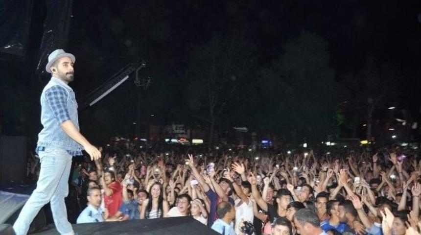 Silifkeliler G&ouml;khan T&uuml;rkmen İle Coştu