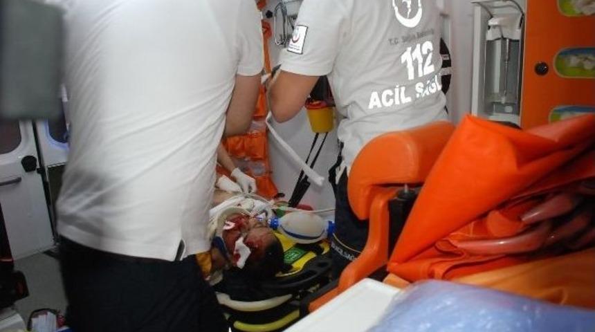 &Ouml;nce Derbi Sevincini Yaşadı, Ardından Kaza Yaptı