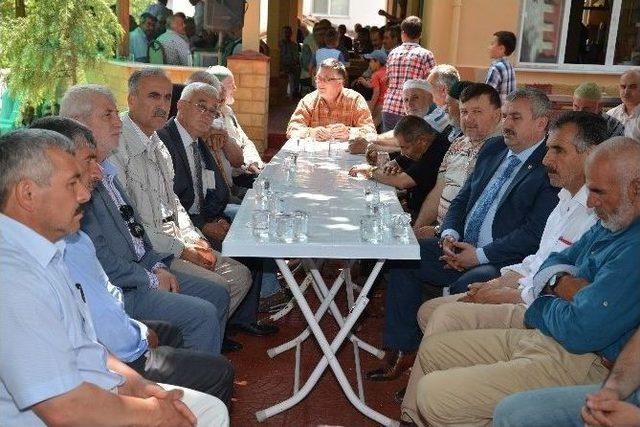 Başkan Baran Su Festivali Ve Hayır Cemiyetine Katıldı