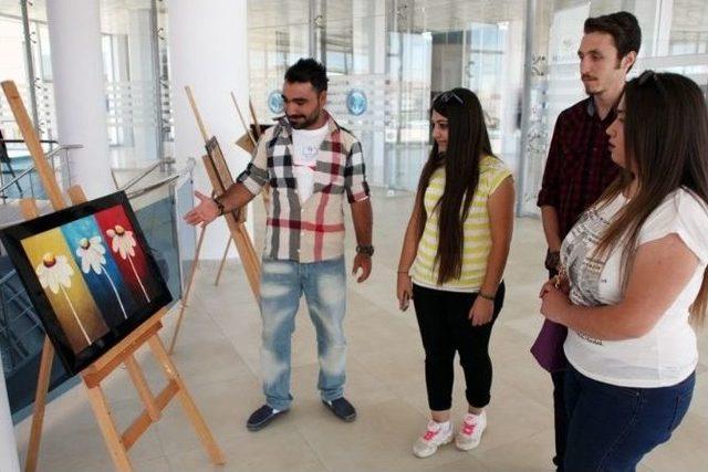 Km&uuml;&rsquo;de Kat&rsquo;ı Sergisi 1