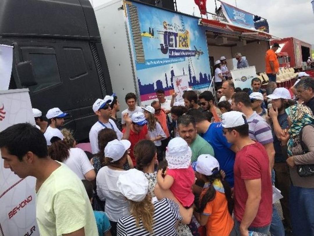 Jet Fest&rsquo;te Thk &Uuml;niversitesi R&uuml;zgarı