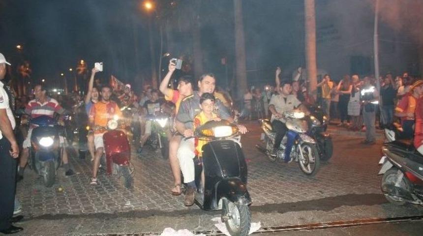 Marmaris&rsquo;te Galatasaray Coşkusu