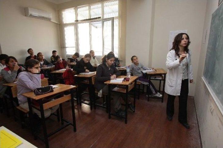 Bayraklı’da Öğrenciler İçin Özel Çalışma G1