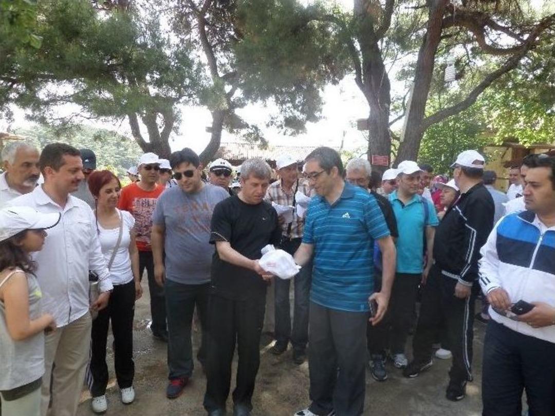 Sağlıklı Yaşama Birlikte Y&uuml;r&uuml;yoruz Y&uuml;r&uuml;y&uuml;ş Etkinliği