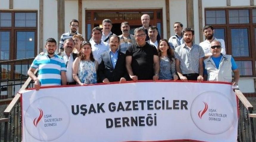 Ugd &Uuml;yeleri Başkan Cahan İle Kahvaltıda Bir Araya Geldi