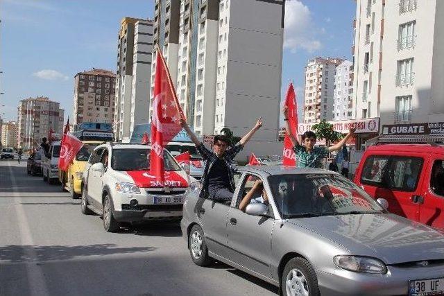 Kayesri’de Sp Konvoyuna Büyük İlgi