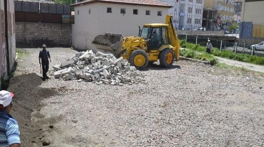 B&uuml;nyan Belediye Başkanı Şinasi G&uuml;lc&uuml;oğlu: