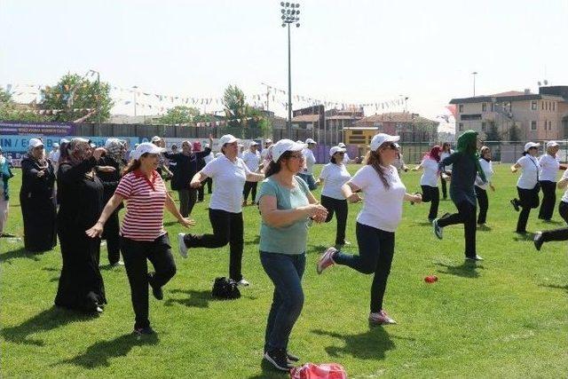 Eyüplü Kadınlar Spor Şenliği’nde Buluştu