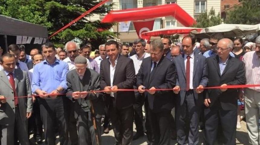 Boz&uuml;y&uuml;k&rsquo;te &Ouml;ğrenci Yurdu Yararına Kermes A&ccedil;ıldı