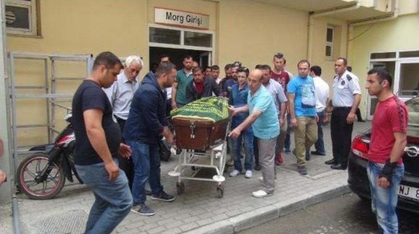 Derbi Maç Yolunda Kazada Ölen Galatasaraylı Uğur, Toprağa Verildi