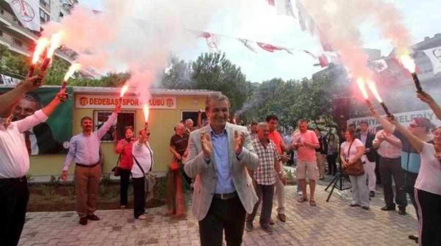 Parkta 'selfie Heykeli'