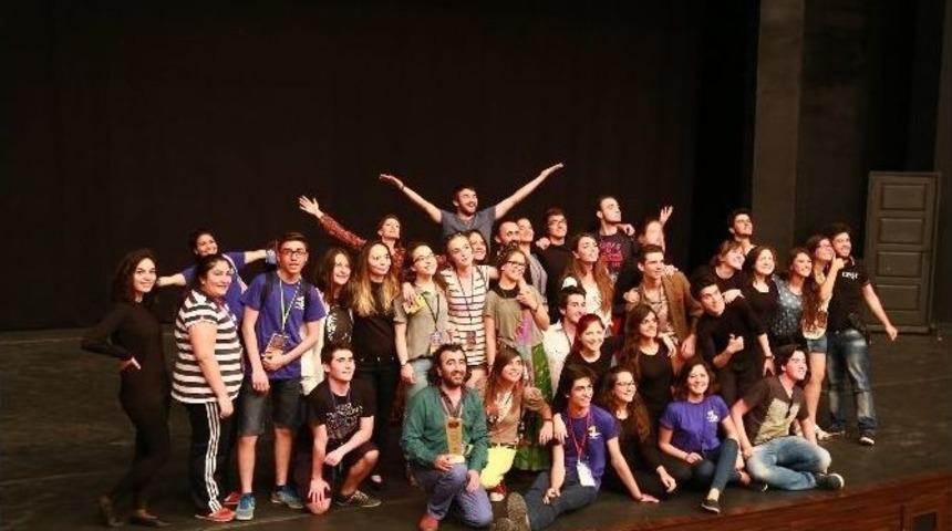 Denizli&rsquo;de Tiyatro Ş&ouml;leni Sona Erdi