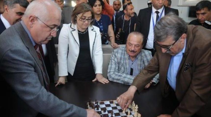 Tbmm Başkanı &Ccedil;i&ccedil;ek: 8 Haziran'da Hukuk G&uuml;venliği Sağlanmalı