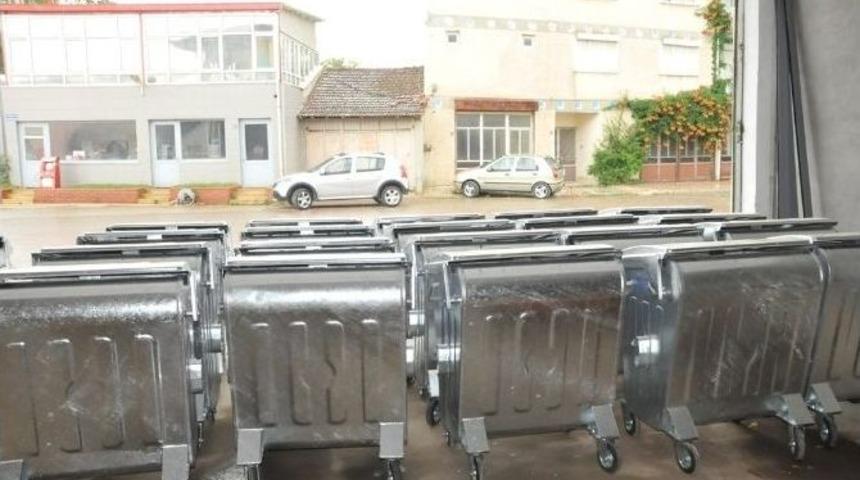 İneg&ouml;l&rsquo;de &Ccedil;&ouml;p Konteynırı Dağıtımı Devam Ediyor