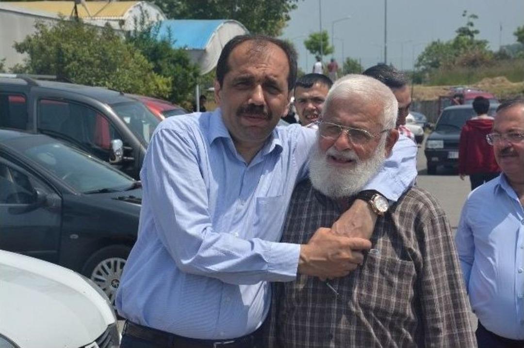 Ak Parti Trabzon Milletvekili Adayı Muhammet Balta Dur Durak Bilmiyor