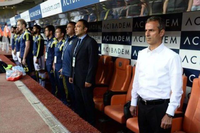 İstanbul Başakşehir - Fenerbahçe Maçının Fotoğrafları