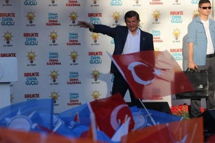 Başbakan Davutoğlu: "12 Yıllık İktidarımızı Kıskandıkları İçin Çatlıyorlar" G2