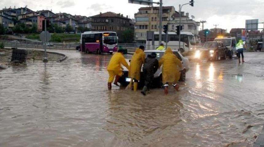 Kastamonu'da Yağmur Etkili Oldu