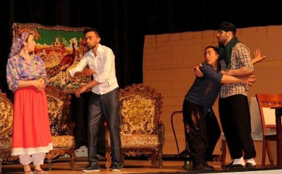 7 Aralık Tiyatro Topluluğu&rsquo;ndan &ldquo;paydos&rdquo;