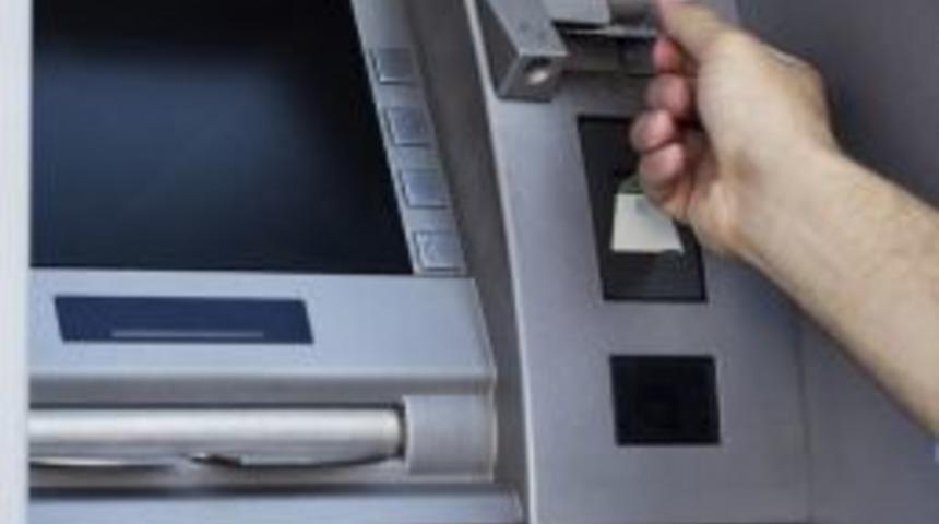 Muhtar, Dolandırıcılara 9 Bin Lirasını Kaptırdı