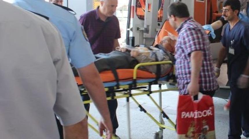 Psikolojik Rahatsızlığı Olan Kişi Tabancayla Dehşet Sa&ccedil;tı: 1 &Ouml;l&uuml;, 3 Yaralı