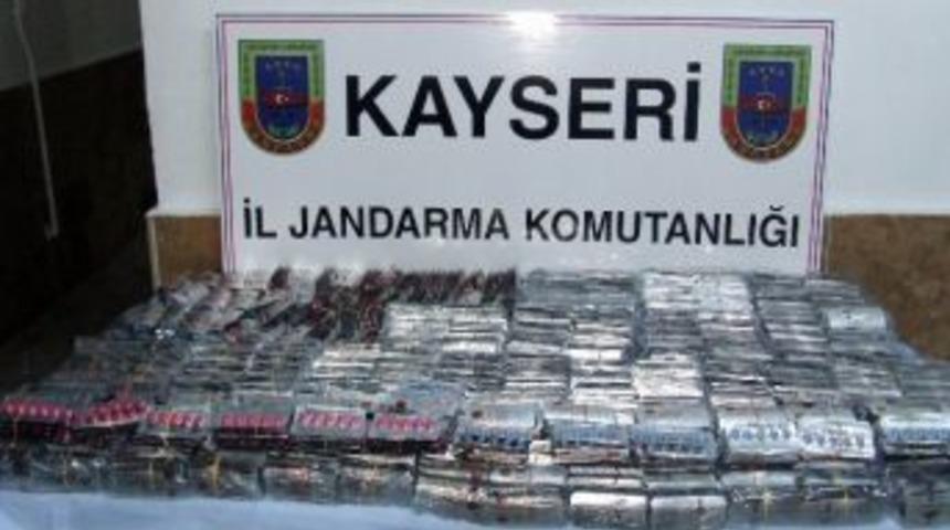 Kayseri&rsquo;de 14 Bin 500 Adet Cinsel Uyarıcı Hap Ele Ge&ccedil;irildi