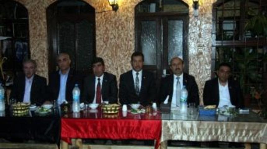 T&uuml;rkiye Kamu Sen T&uuml;rkav Ve Mhp Buluşması