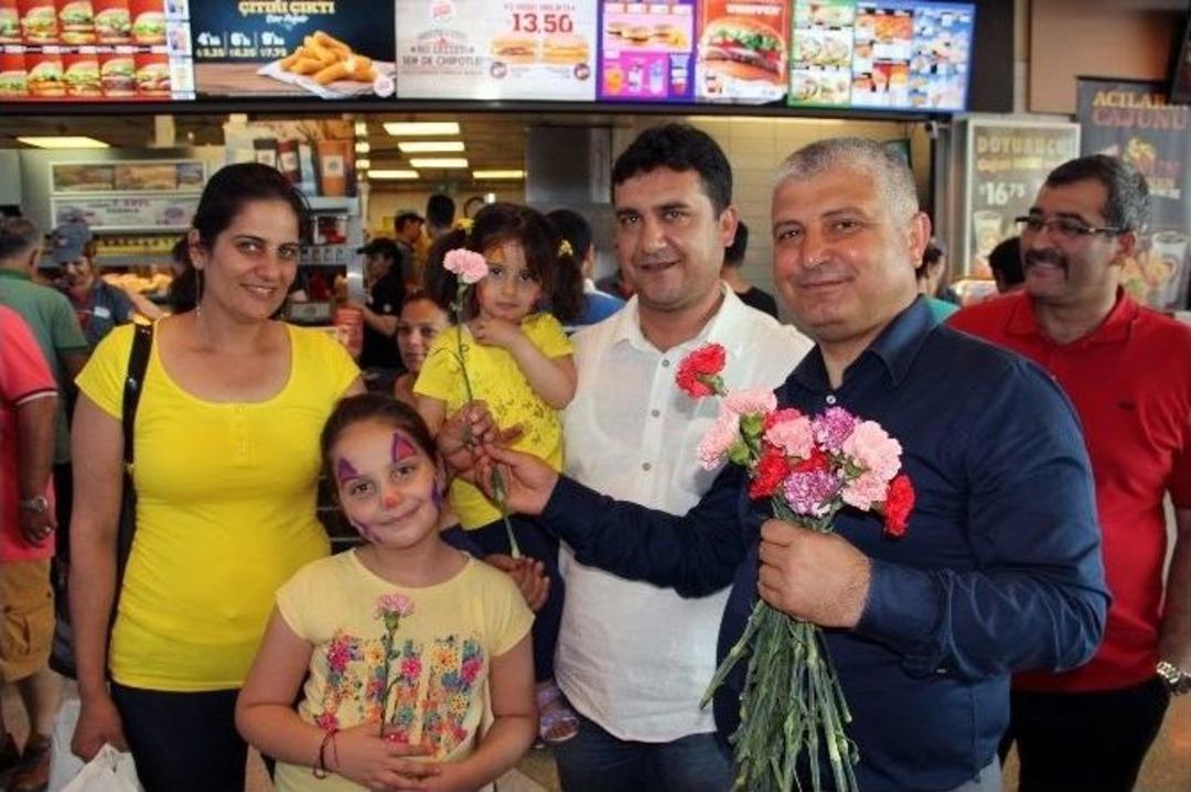 Yılmaz: "yoksullukla Savaşacağız, Yolsuzluk Ve Ter&ouml;rle M&uuml;cadele Edeceğiz"