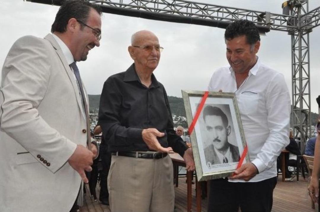 Ge&ccedil;mişten G&uuml;n&uuml;m&uuml;ze Bodrum Esnafları Fotoğraf Sergisi A&ccedil;ıldı