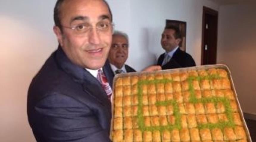 Galatasaray Kul&uuml;b&uuml; Başkan Yardımcısı Albayrak: &Ouml;n&uuml;m&uuml;zdeki Sezon I&ccedil;in Transfer Listesini Hazırladık Ve G&ouml;r&uuml;şmeleri Bitirdik