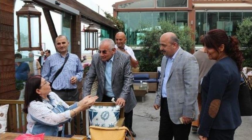 D&uuml;nyadaki &Ccedil;ocukların Yarısı Sigara Dumanına Maruz Kalıyor