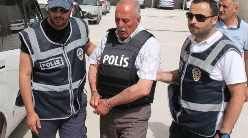 Karısını &Ouml;ld&uuml;ren Zanlı Adliyeye Sevk Edildi