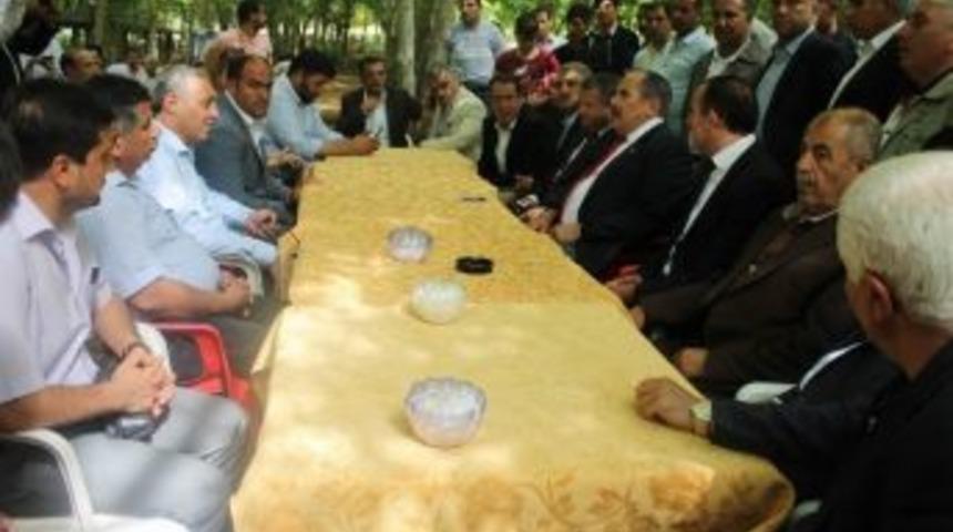 Ensarioğlu Se&ccedil;im &Ccedil;alışmalarına Devam Ediyor