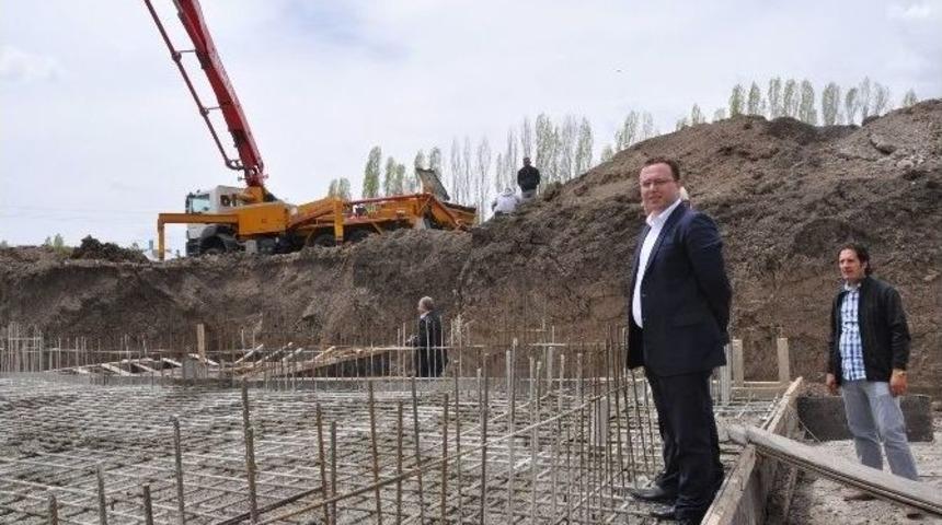 Eleşkirt&rsquo;te 16 Derslikli Okulun Temeli Atıldı