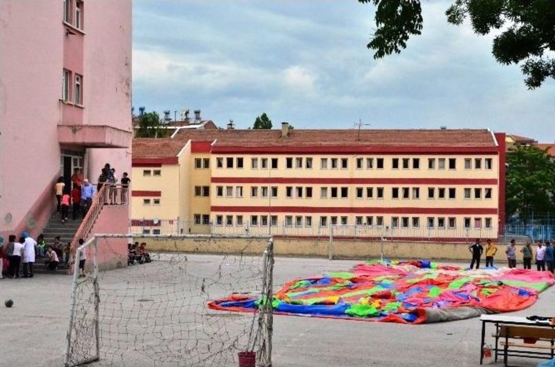 Okul Bah&ccedil;esinde Akıl Almaz Kaza