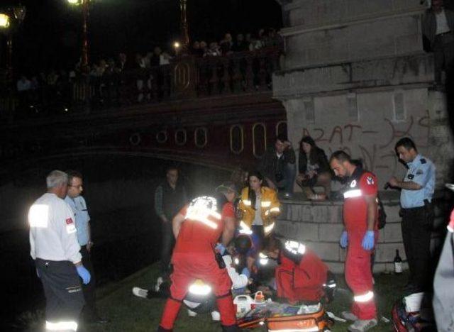 Porsuk Çayı'na Düşen Genç Sağlık Ekiplerinin Çabasına Rağmen Kurtarılamadı