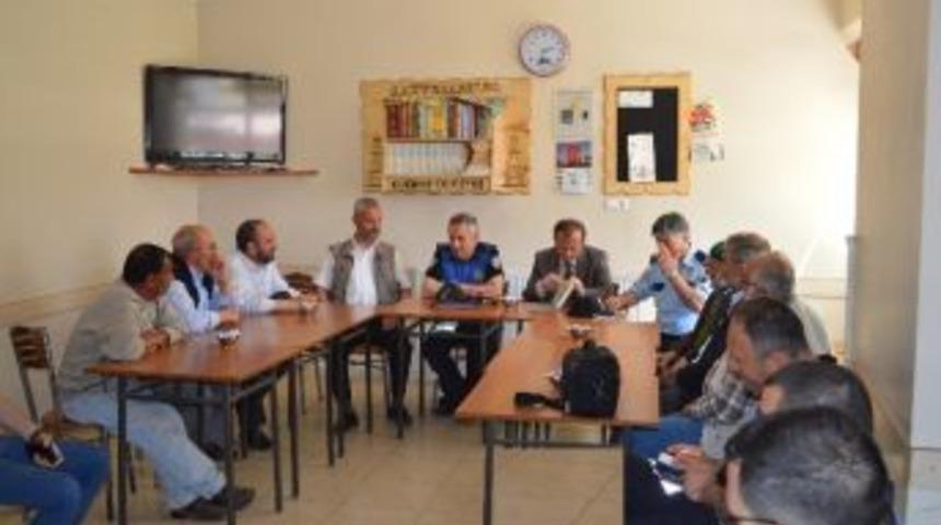 Erzincan Emniyeti &Ccedil;arşı Mahallesi İle Huzur Toplantısında
