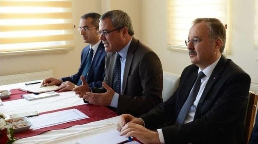 &Ccedil;ıldır G&ouml;l&uuml;ndeki Turizm Değerlerinin Ortaya &Ccedil;ıkarılması