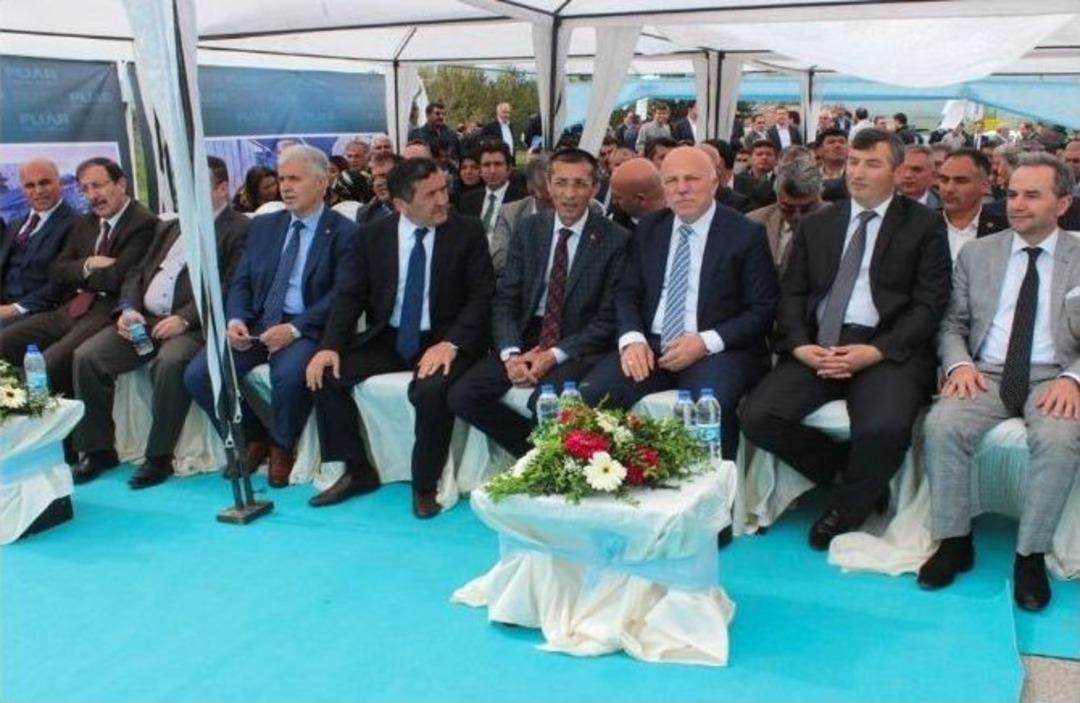 10 Bin Metrekare Kapalı Alana Sahip &rsquo;fuar Alanı&rsquo;nın Temeli Atıldı