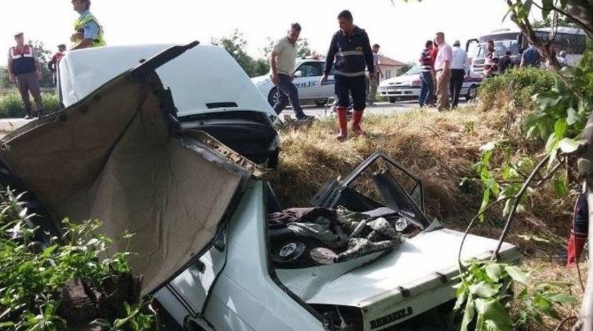 Ereğli&rsquo;de Trafik Kazası: 2 Yaralı