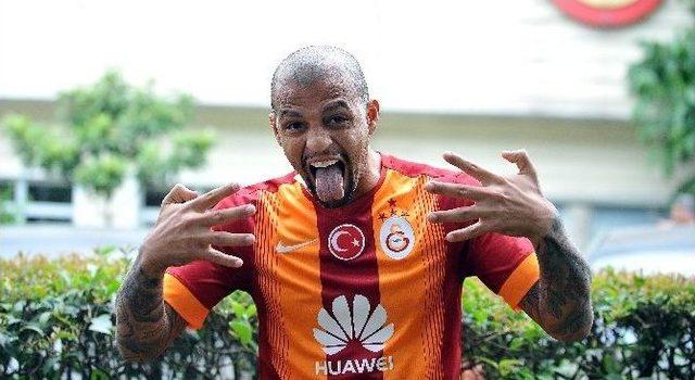 Melo’dan Ayrılık Sinyali