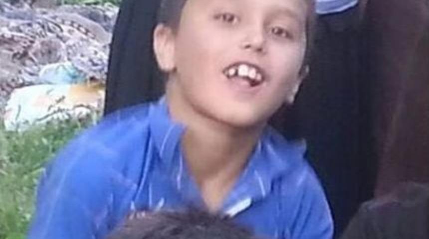 Top Peşinden Koşan Minik Ferhat Akıntıya Kapıldı