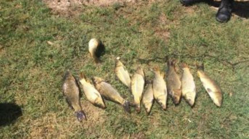 Kulu&rsquo;da Jandarmadan Ka&ccedil;ak Balık Avlayanlara Su&ccedil;&uuml;st&uuml;